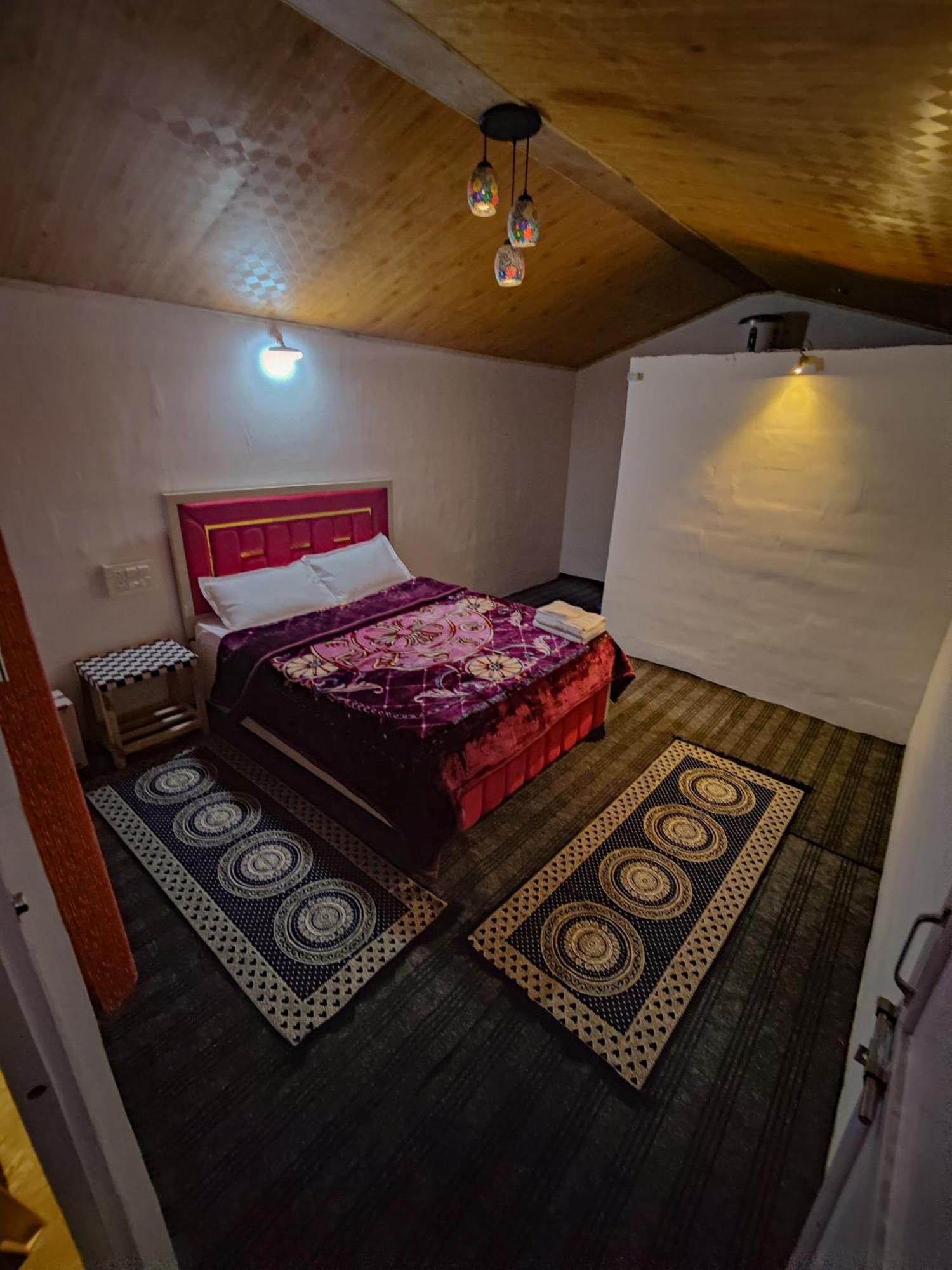 Pandora Riverside Cafe & Stay Kasol Buitenkant foto